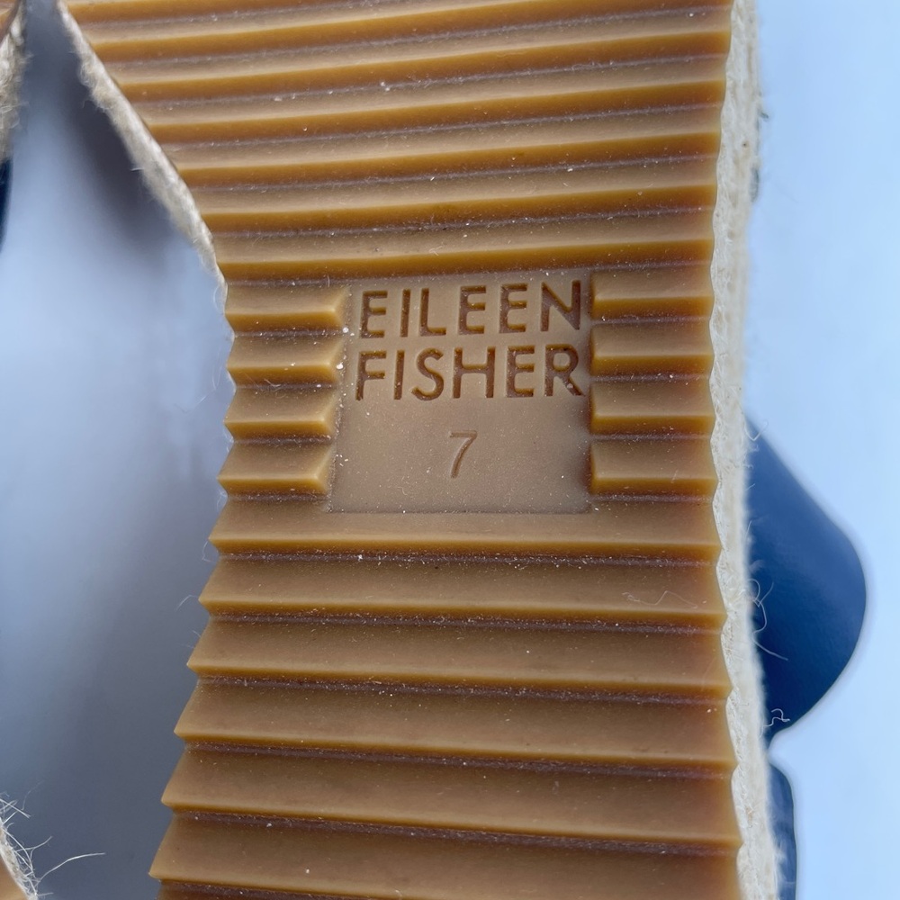 Eileen Fisher Willow Espadrille Wedge Sandals. Size 7 - Picture 8 of 9
